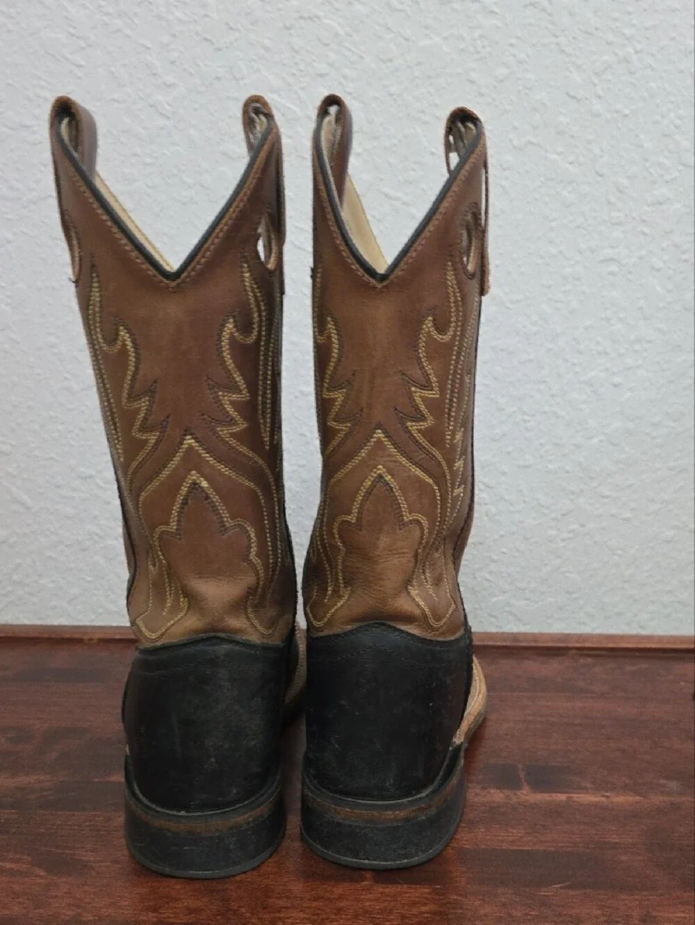 Old West Brown Shaft with Black Foot Kids Cowboy Boots